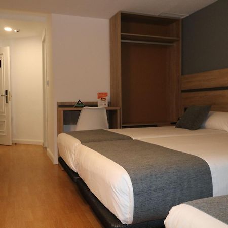 Hostal Alda Palencia Plaza Luaran gambar