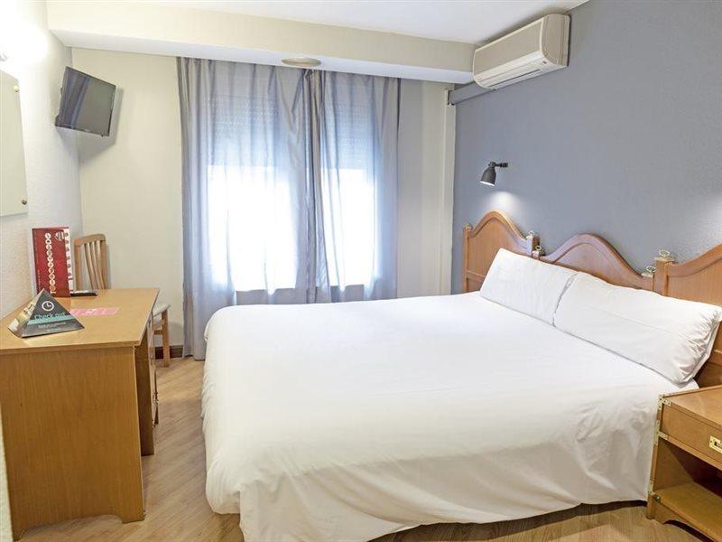 Hostal Alda Palencia Plaza Luaran gambar