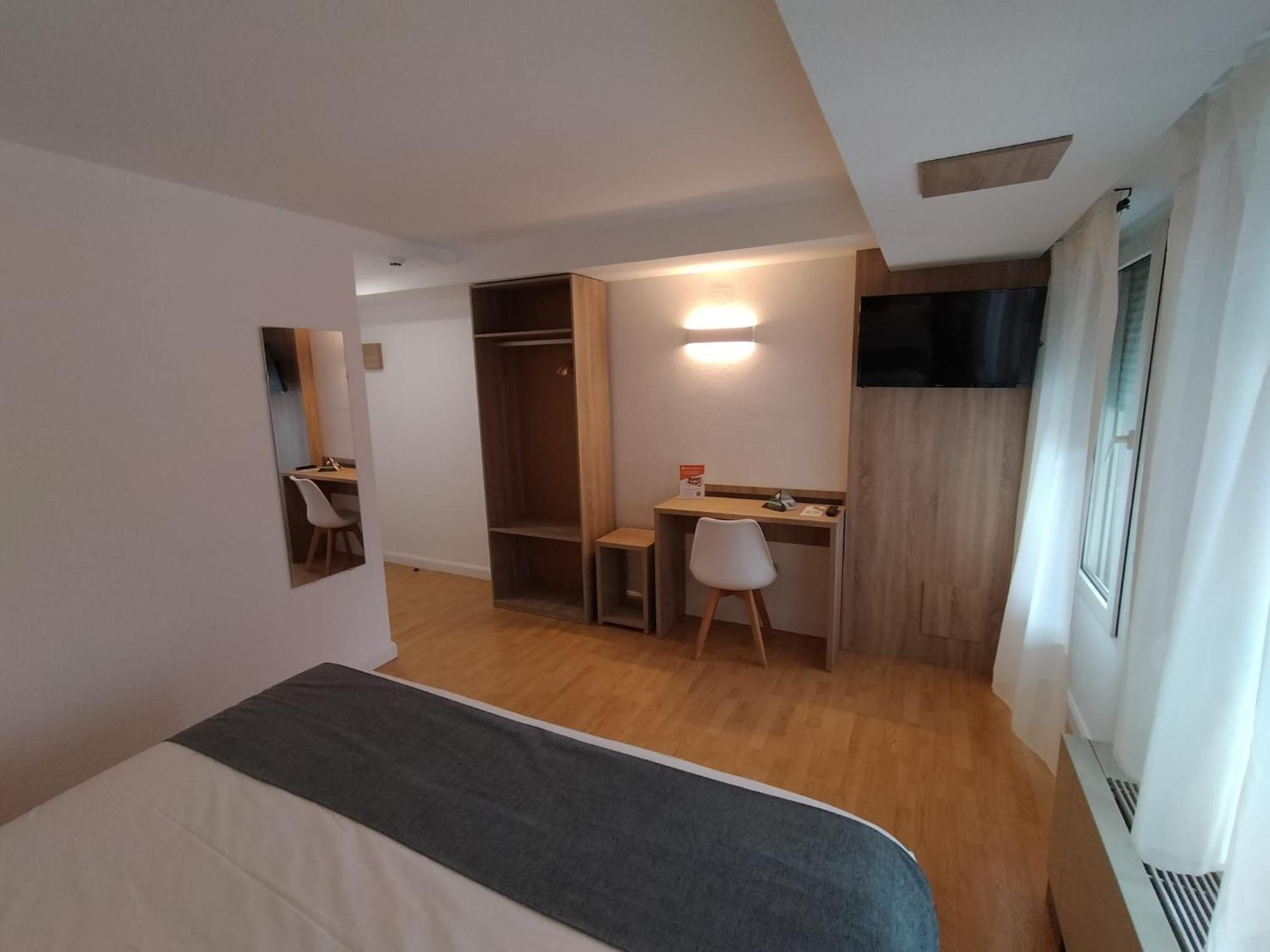 Hostal Alda Palencia Plaza Luaran gambar