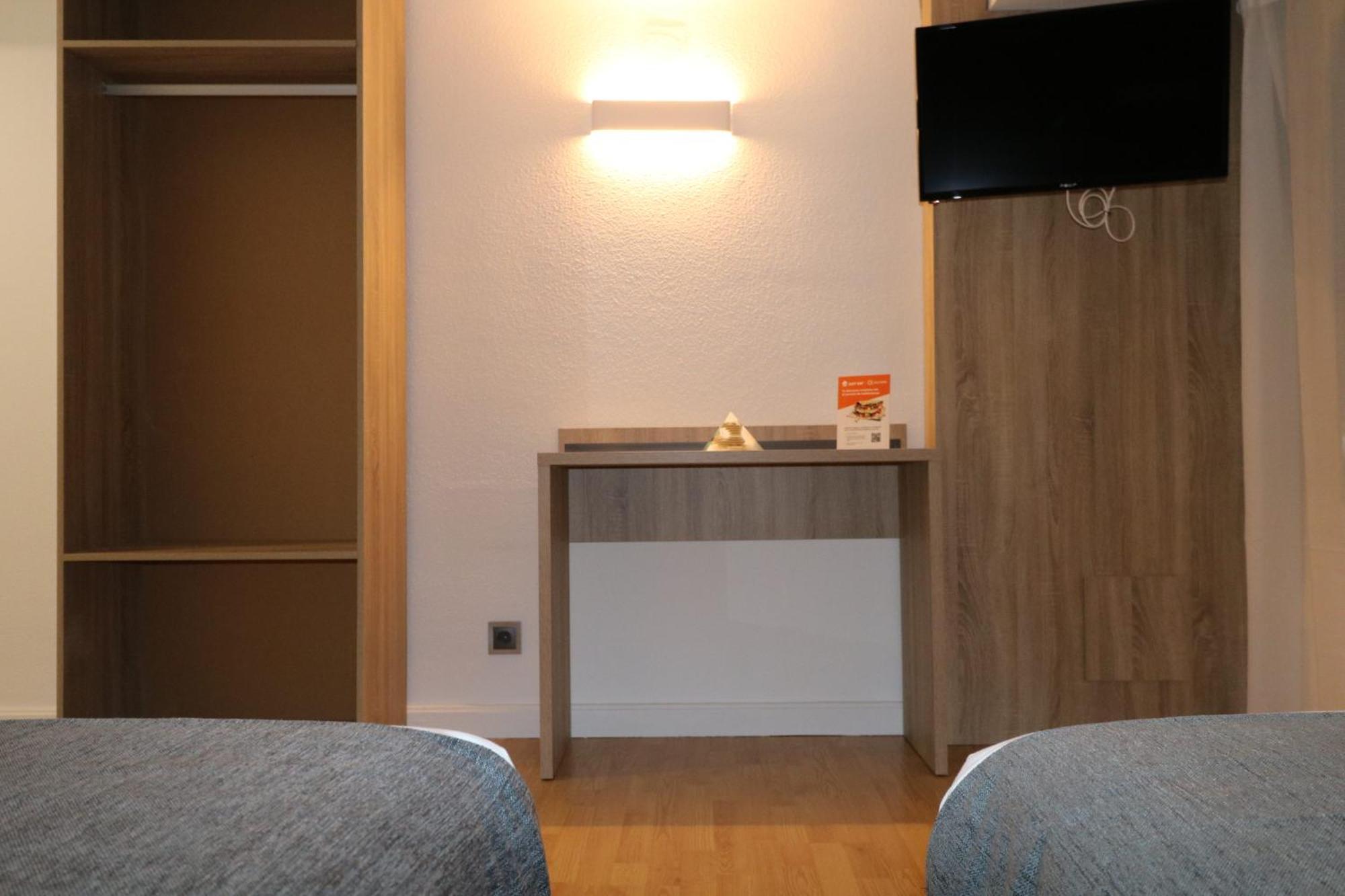Hostal Alda Palencia Plaza Luaran gambar