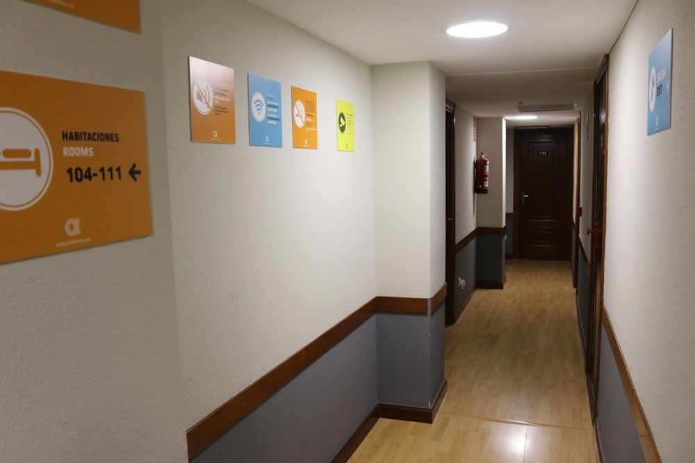 Hostal Alda Palencia Plaza Luaran gambar